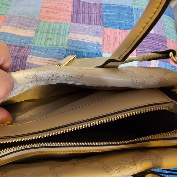 Nine West Cosette Tote Bag, Beige, NWT - Picture 5 of 6